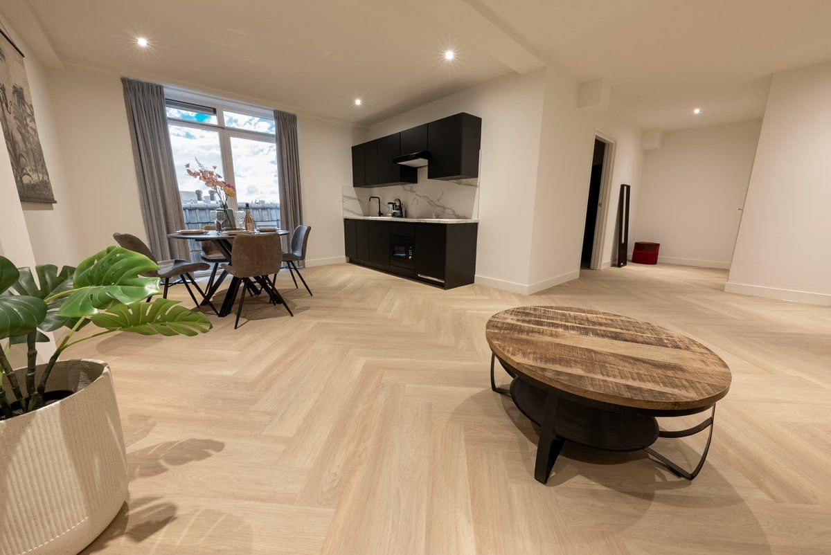 Walvisgraat PVC in kleur Noordkaper Natuur (interieur), foto van leverancier