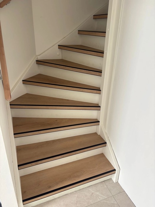 Gerenoveerde trap met PVC-treden